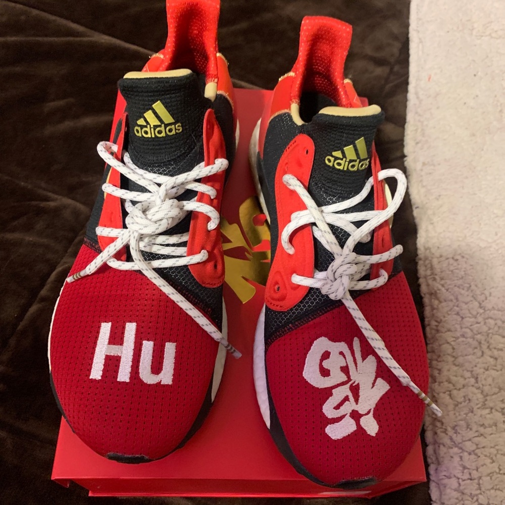 Adidas Pharrell Williams human race hu x continental